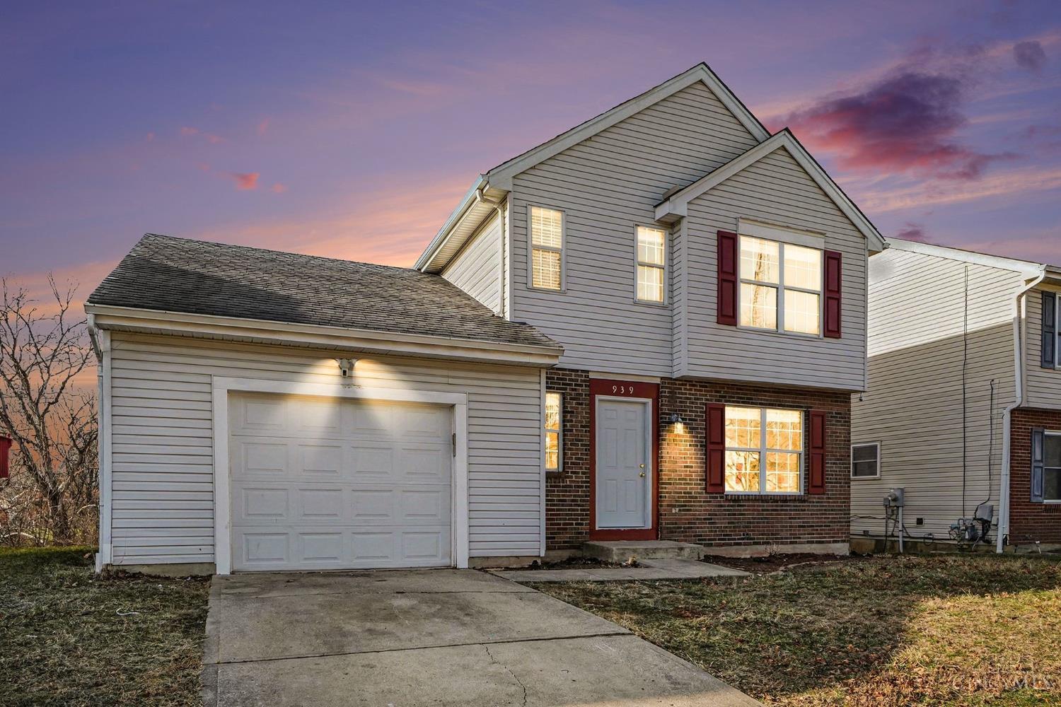 939 Venetian Terrace