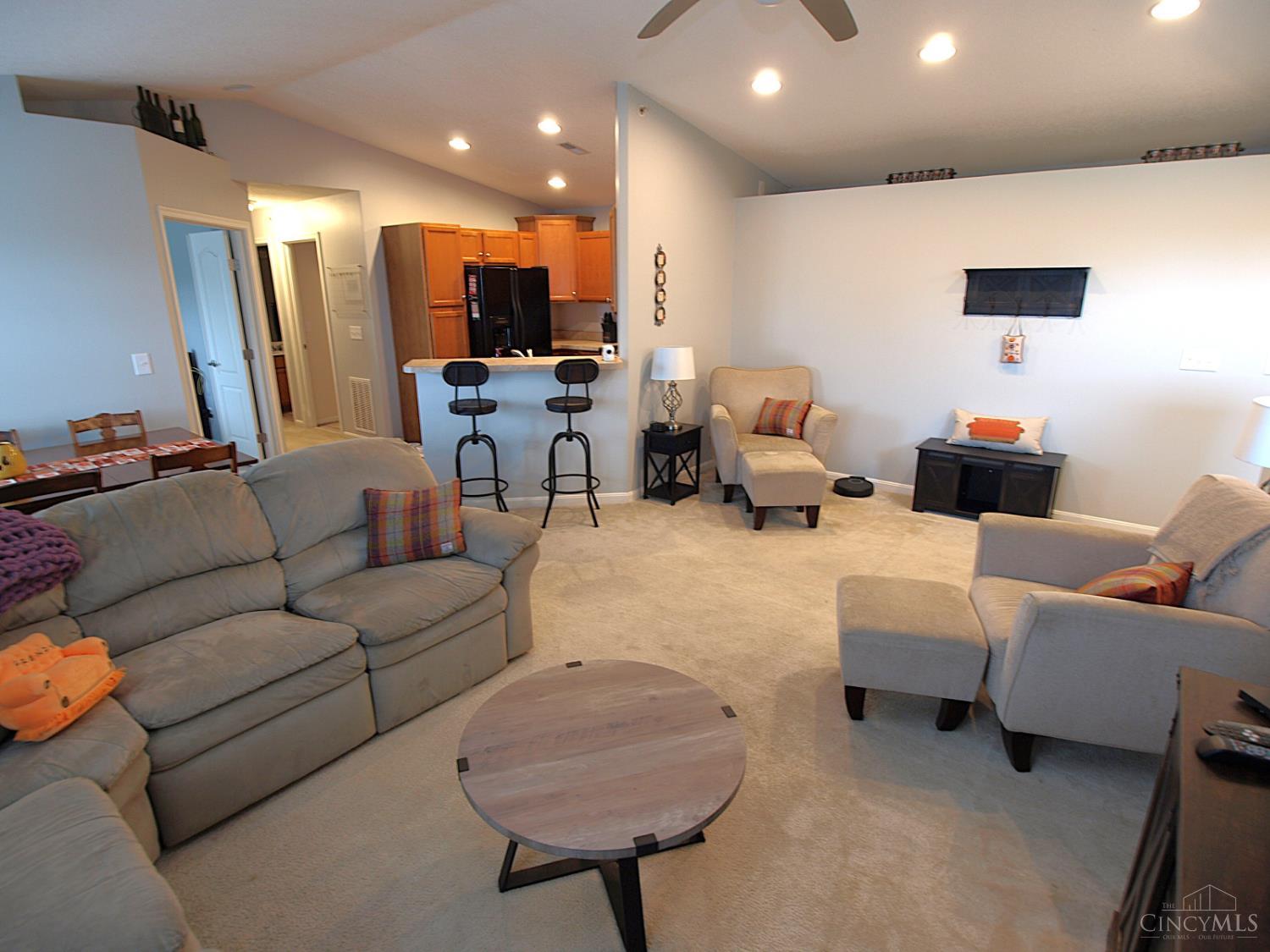 7609 Skyview Circle