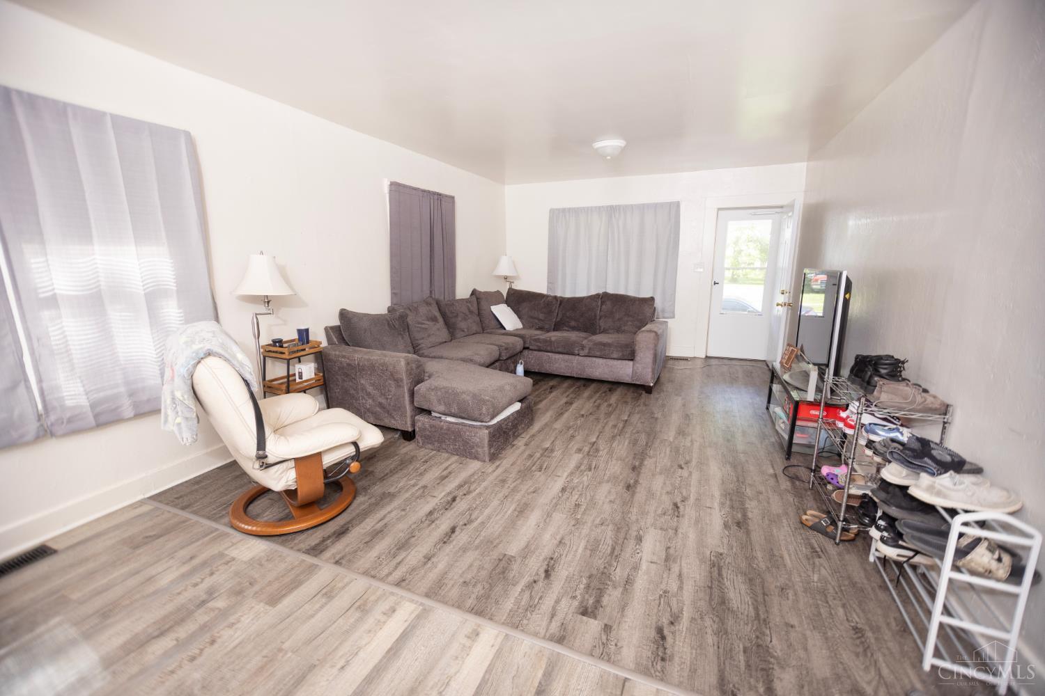 2107 Woodlawn Avenue, Middletown, Ohio image 3