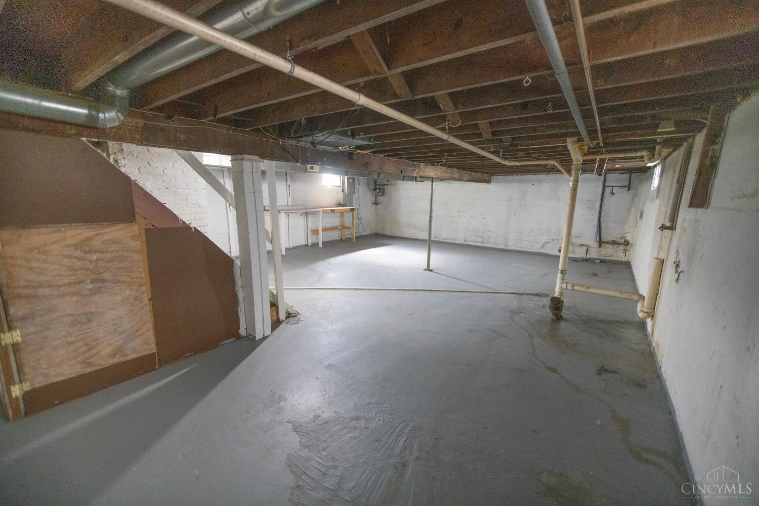 2107 Woodlawn Avenue, Middletown, Ohio image 13