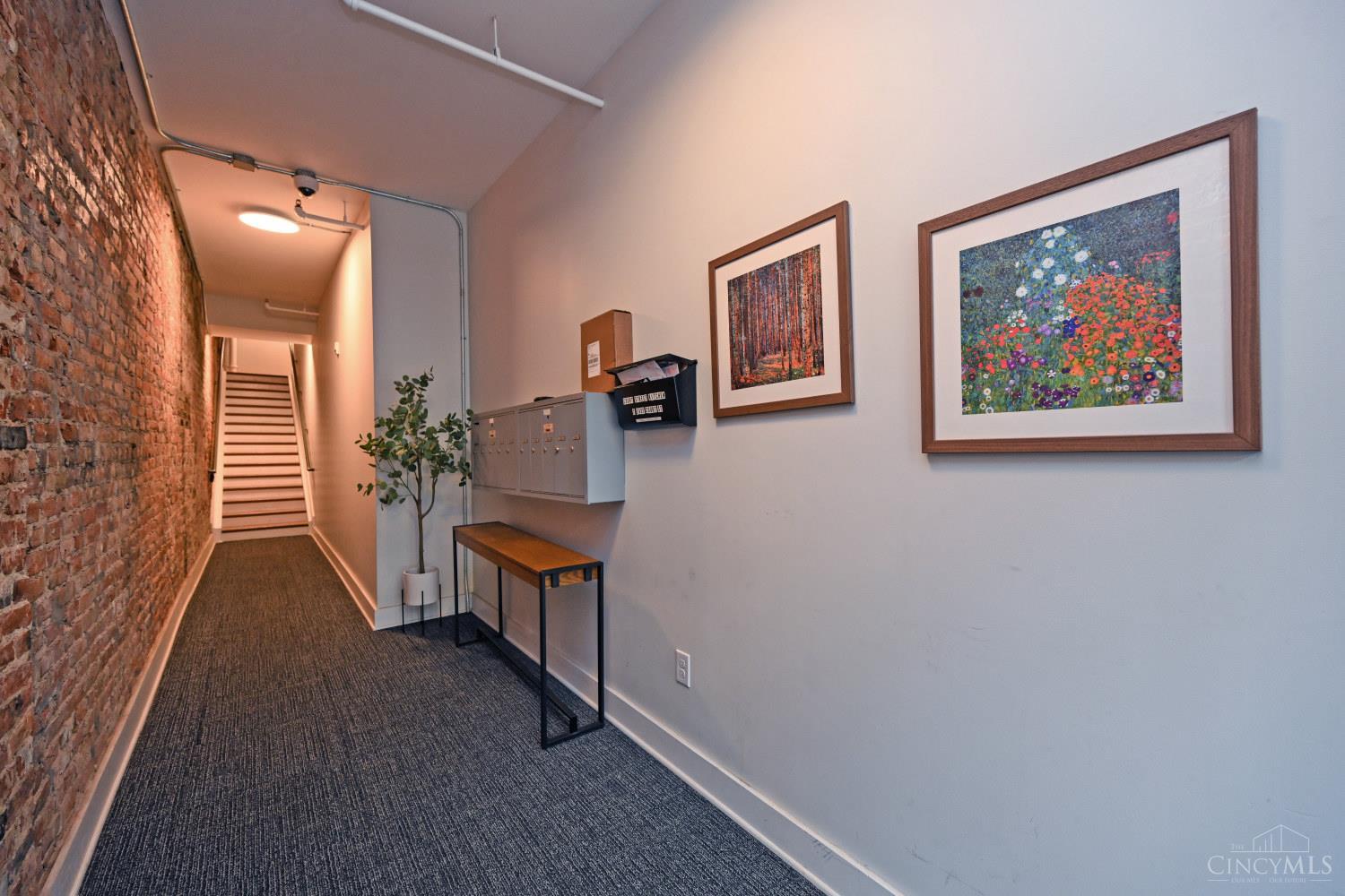 11 Court Street 401