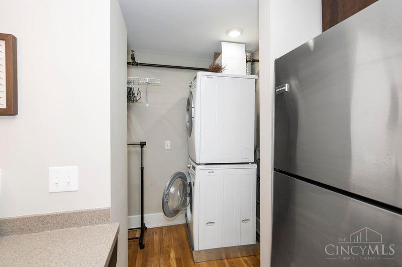 1415 Vine Street 301