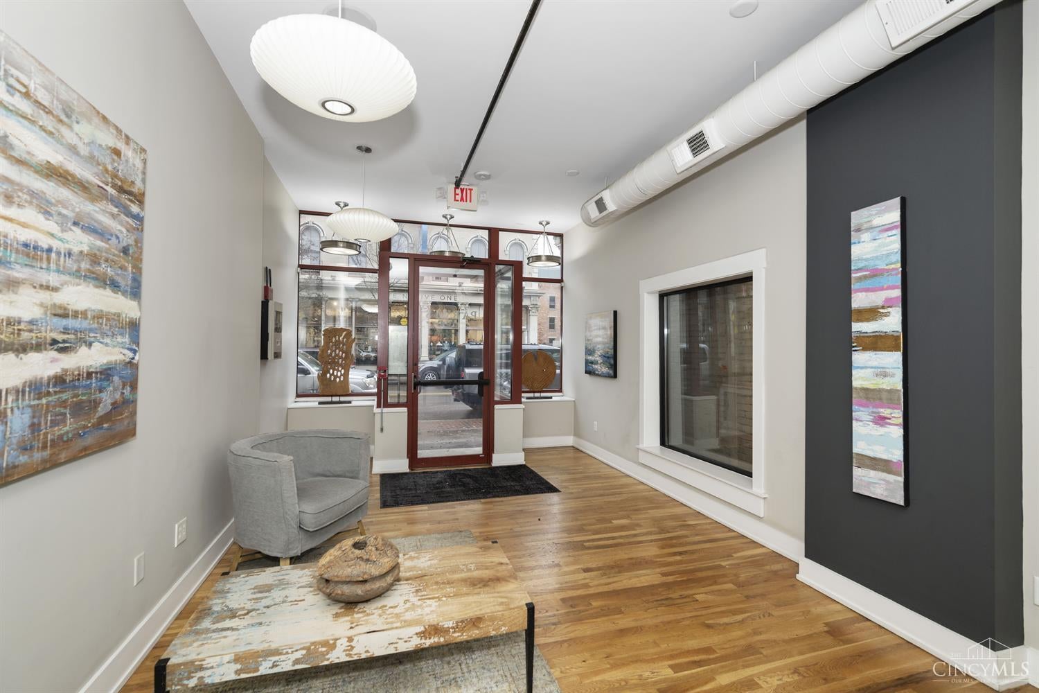 1415 Vine Street 301