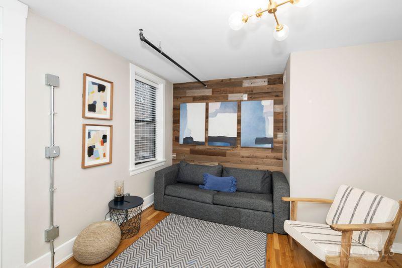 1415 Vine Street 301