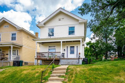 Photo of 3550 Woodburn Avenue, Cincinnati, OH 45207 (MLS # 1856905)