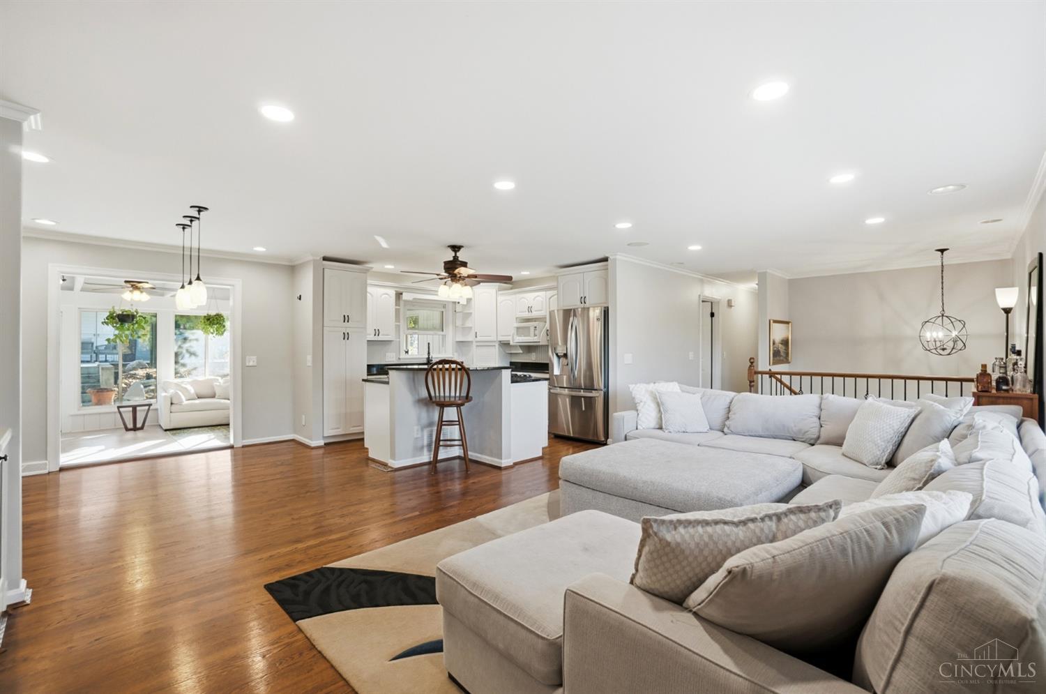 6604 Hitching Post Lane