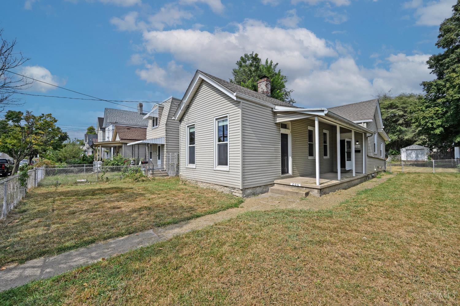 206 W Sixty Ninth Street