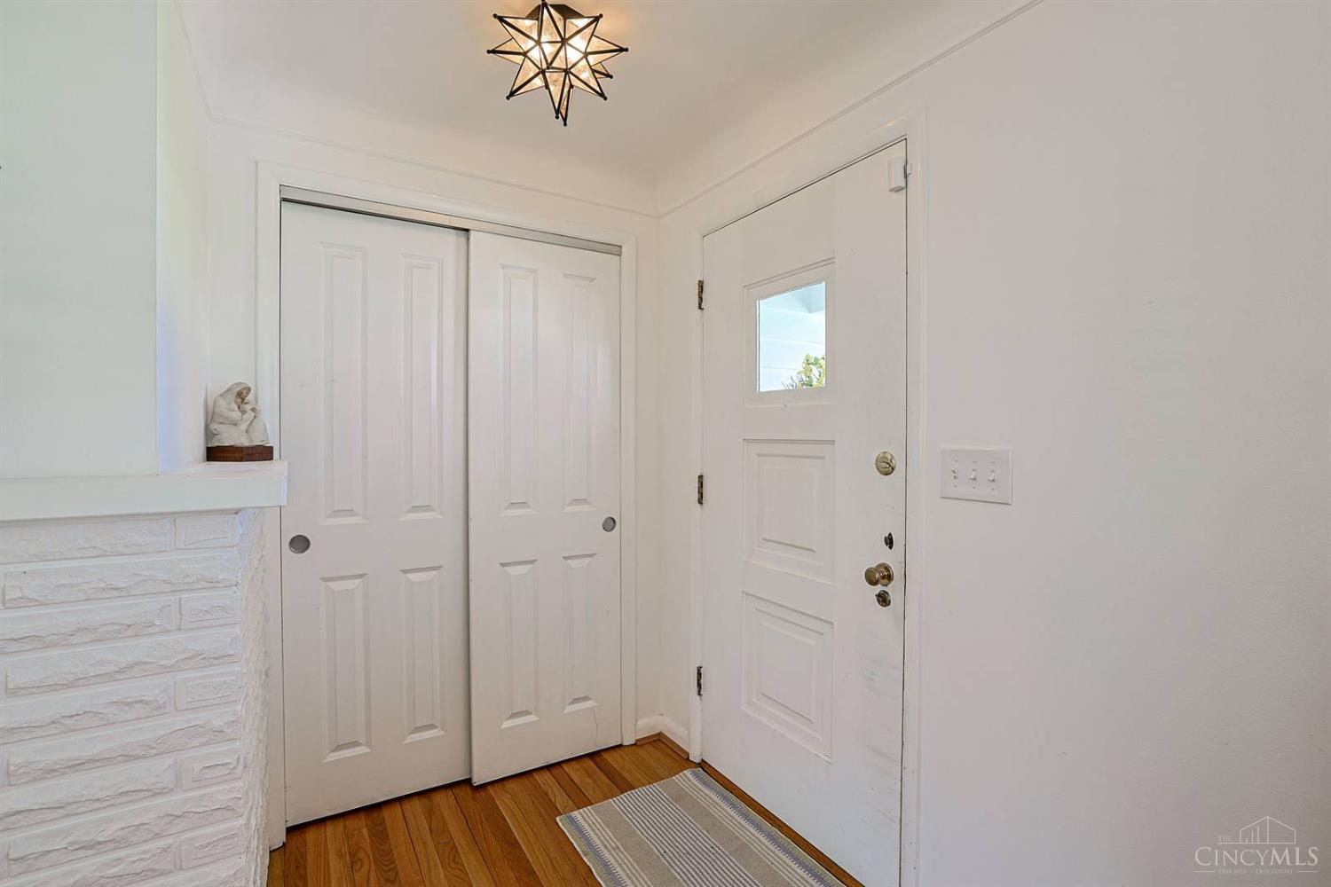 5831 Belleview Avenue