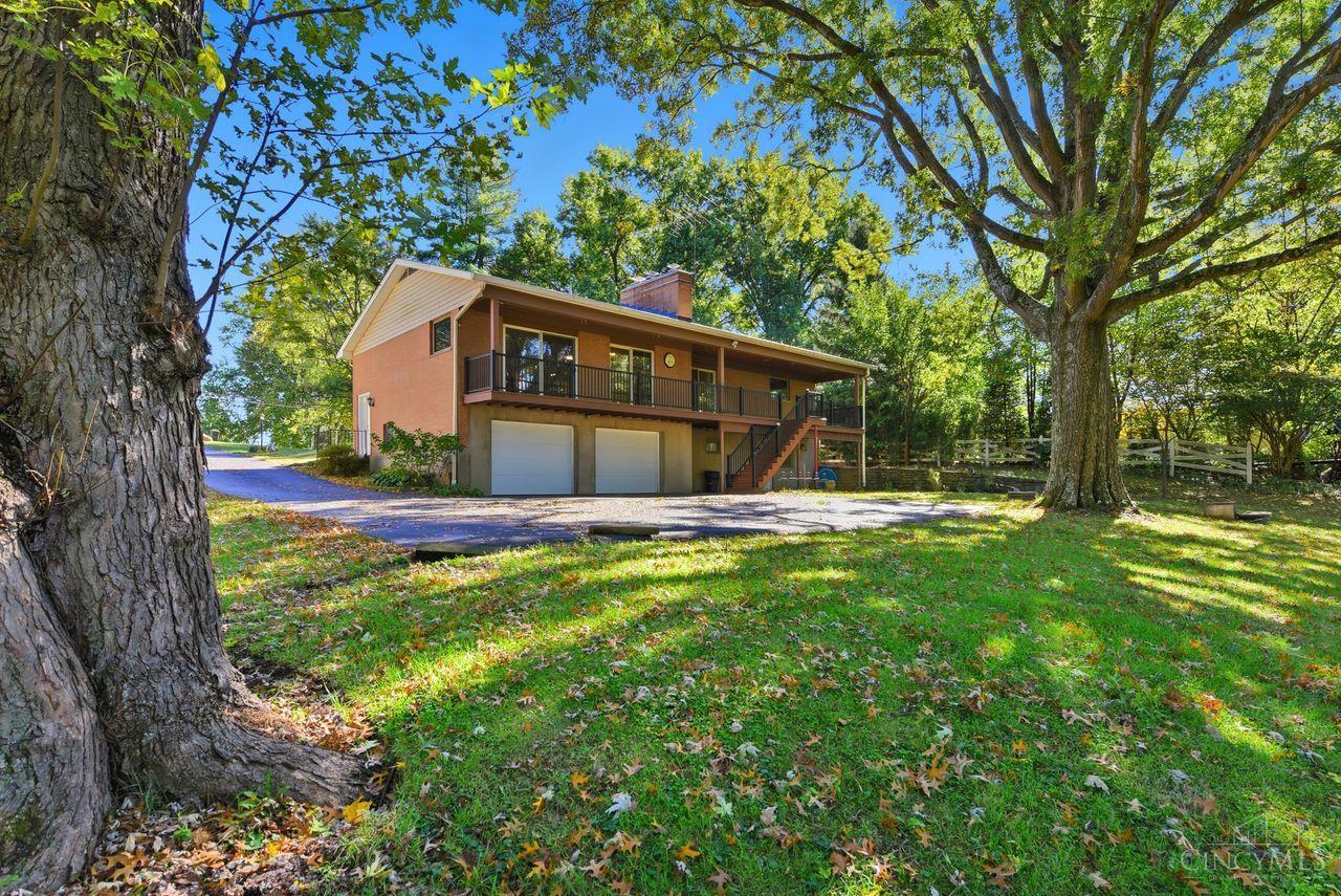 2223 Van Blaricum Road