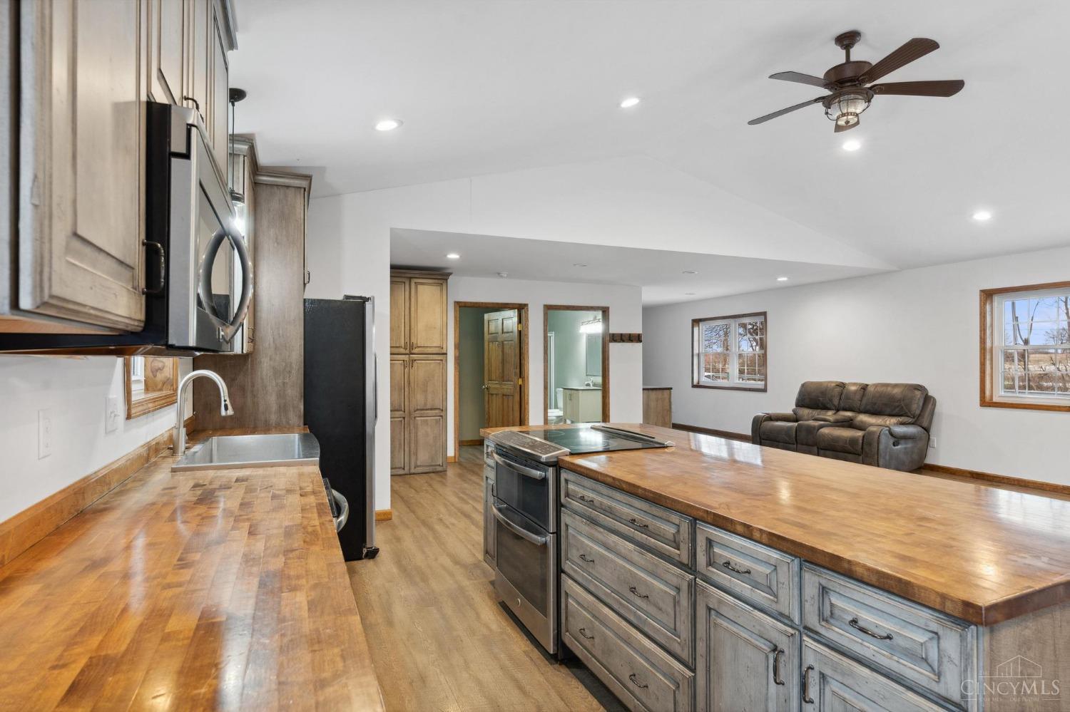 1295 Hales Branch Road, Jefferson Twp, Ohio image 12