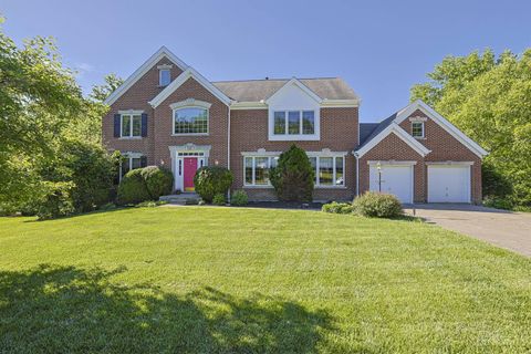 Photo of 9177 Pinewood Drive, Loveland, OH 45140 (MLS # 1879512)