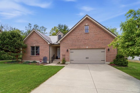 Homes For Sale - 1503 Meadow Ridge Circle<br/> Wilmington, OH 45177