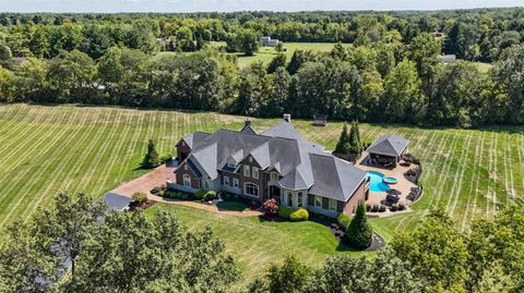 Photo of 7771 Misty Meadows Court, Harlan Township, OH 45152 (MLS # 1854814)