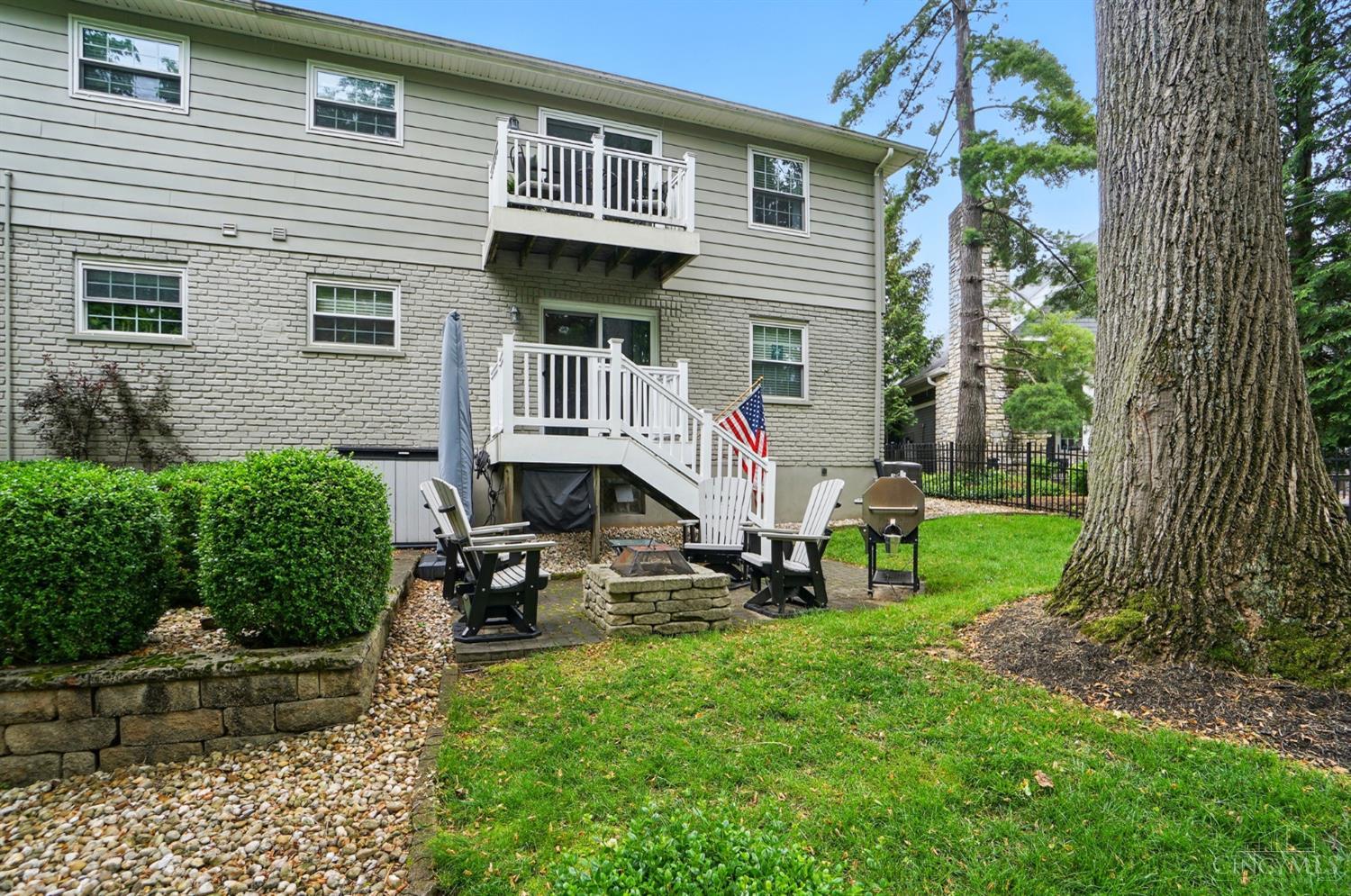 3651 Ashworth Drive #B, Cincinnati, Ohio image 35
