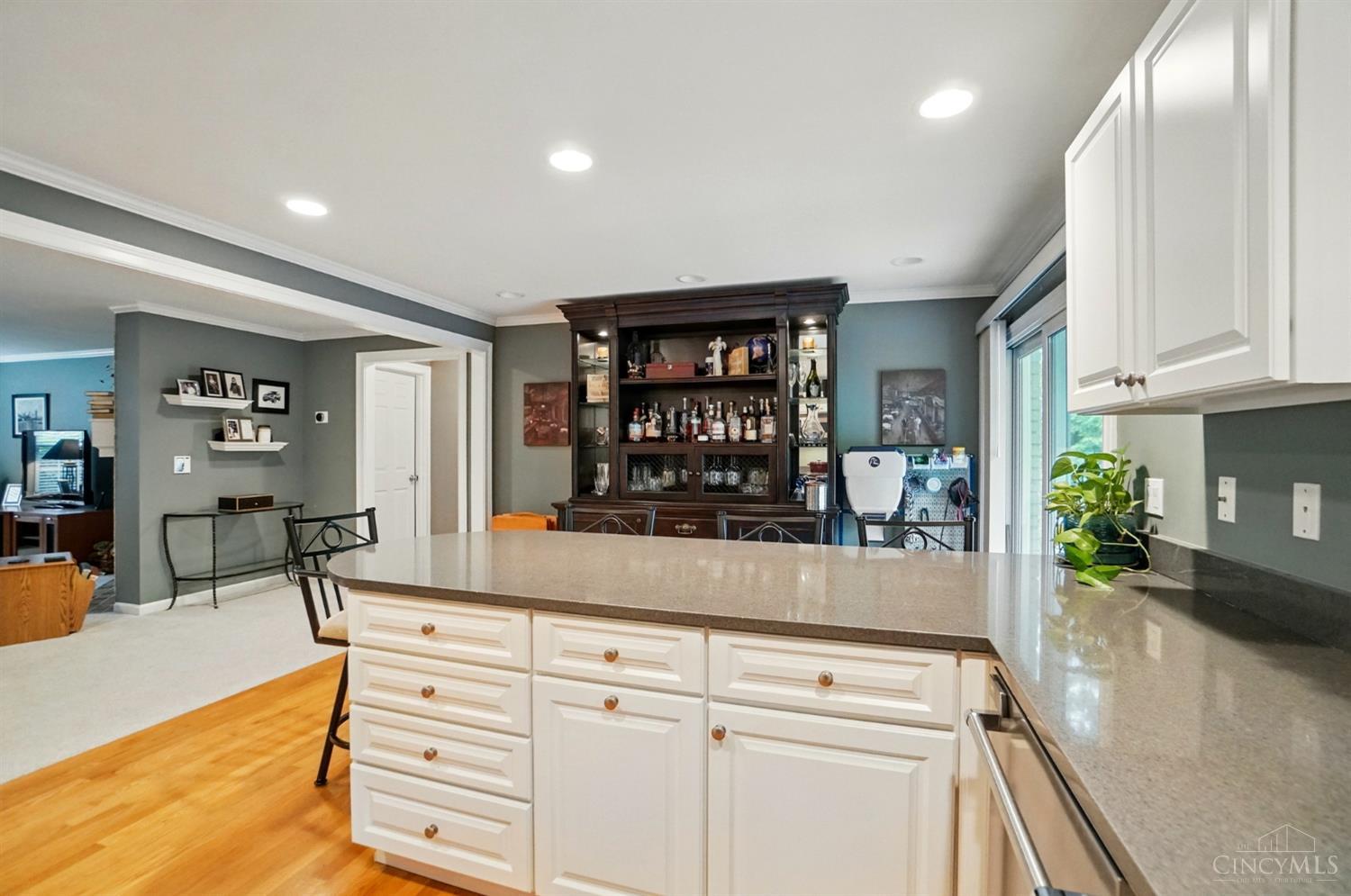 3651 Ashworth Drive #B, Cincinnati, Ohio image 15