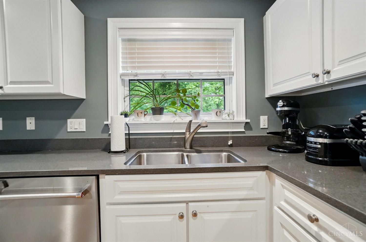 3651 Ashworth Drive #B, Cincinnati, Ohio image 14