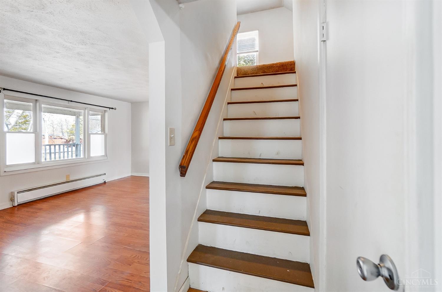 Williamsburg Twp, Ohio 45103, United States, 3 Bedrooms Bedrooms, ,1 BathroomBathrooms,Residential,Pending,82104