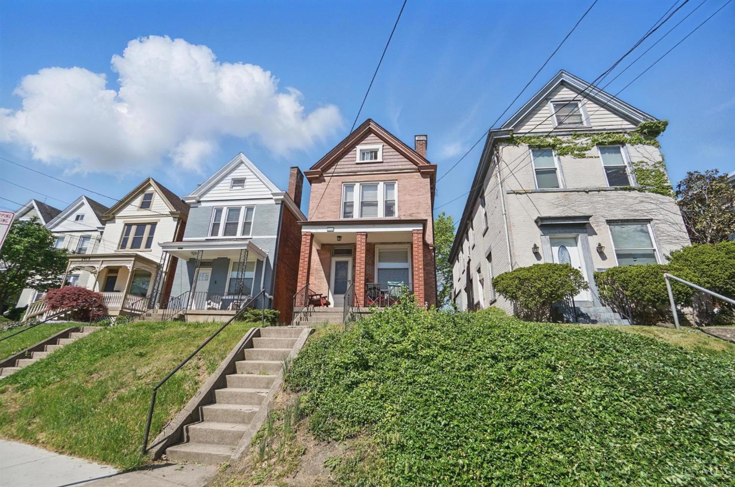 2423 Fairview Avenue, Cincinnati, Ohio image 2