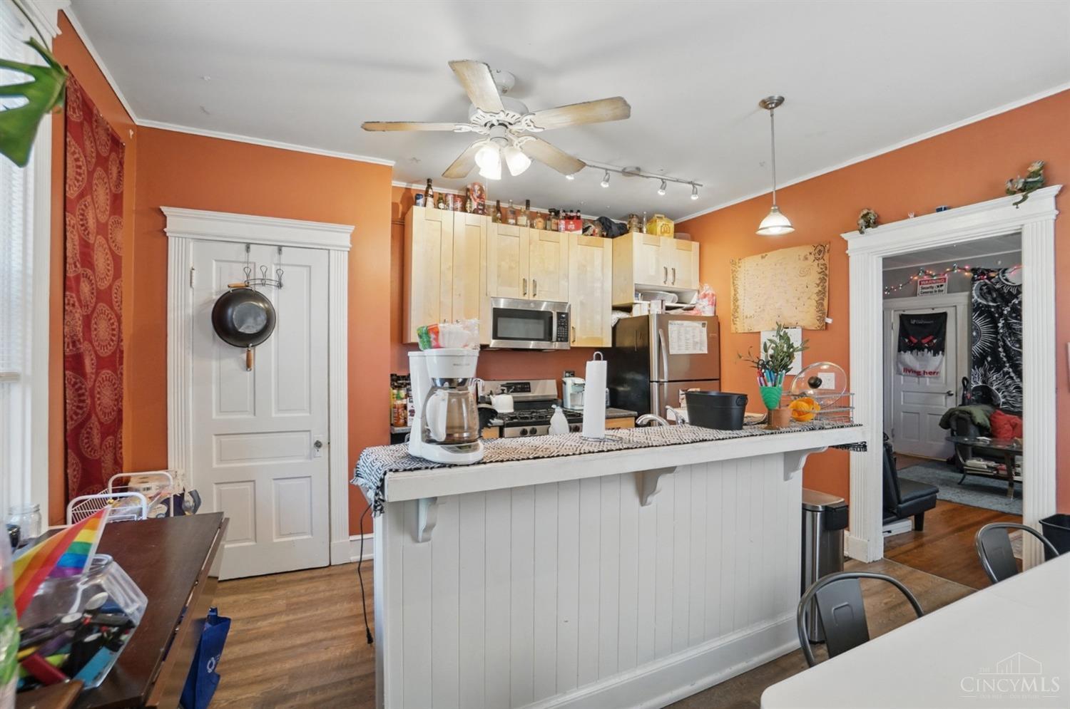 2423 Fairview Avenue, Cincinnati, Ohio image 14