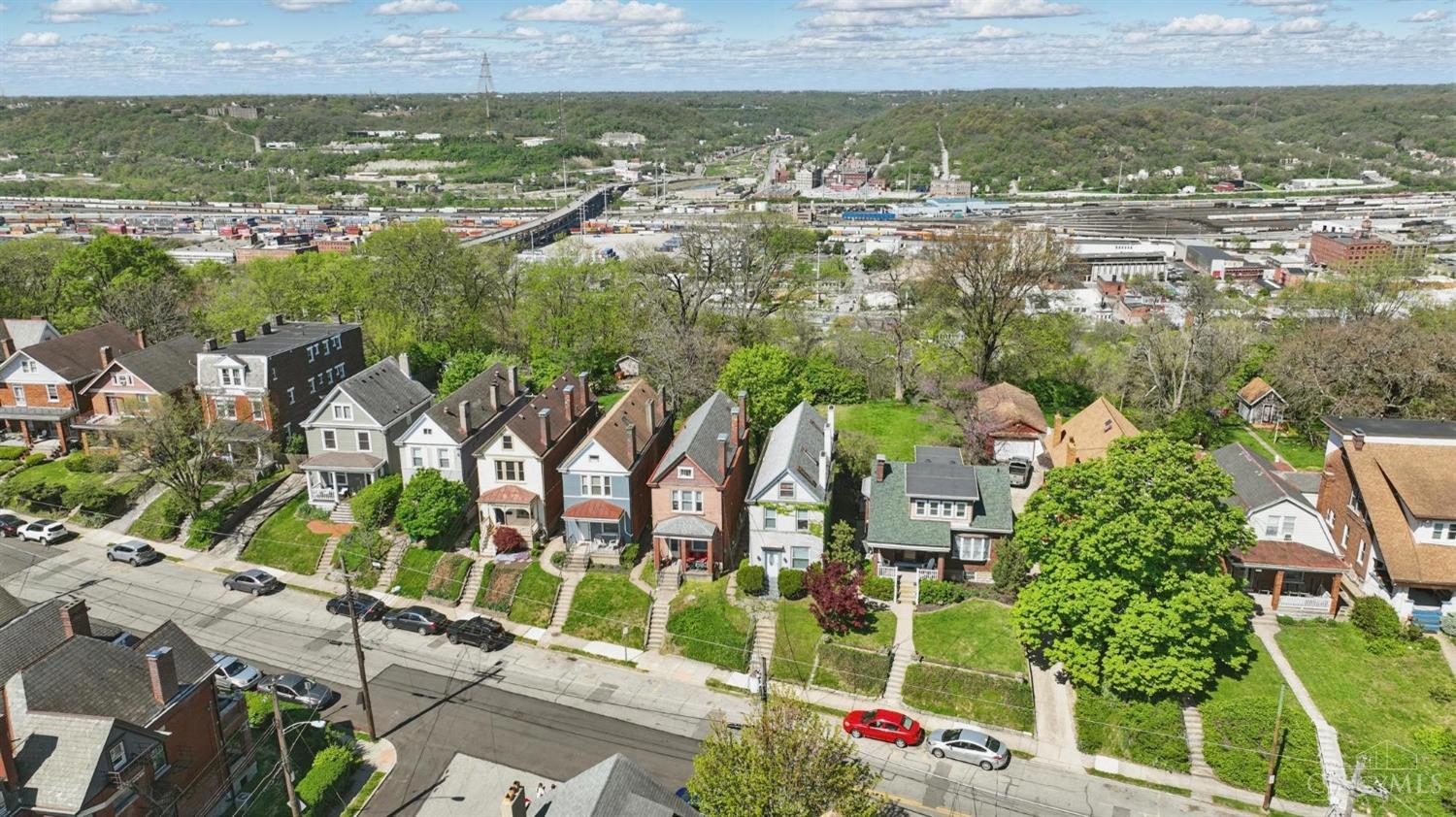 2423 Fairview Avenue, Cincinnati, Ohio image 4