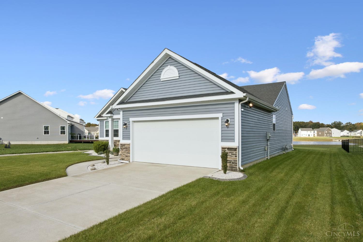 2472 Streamside Drive