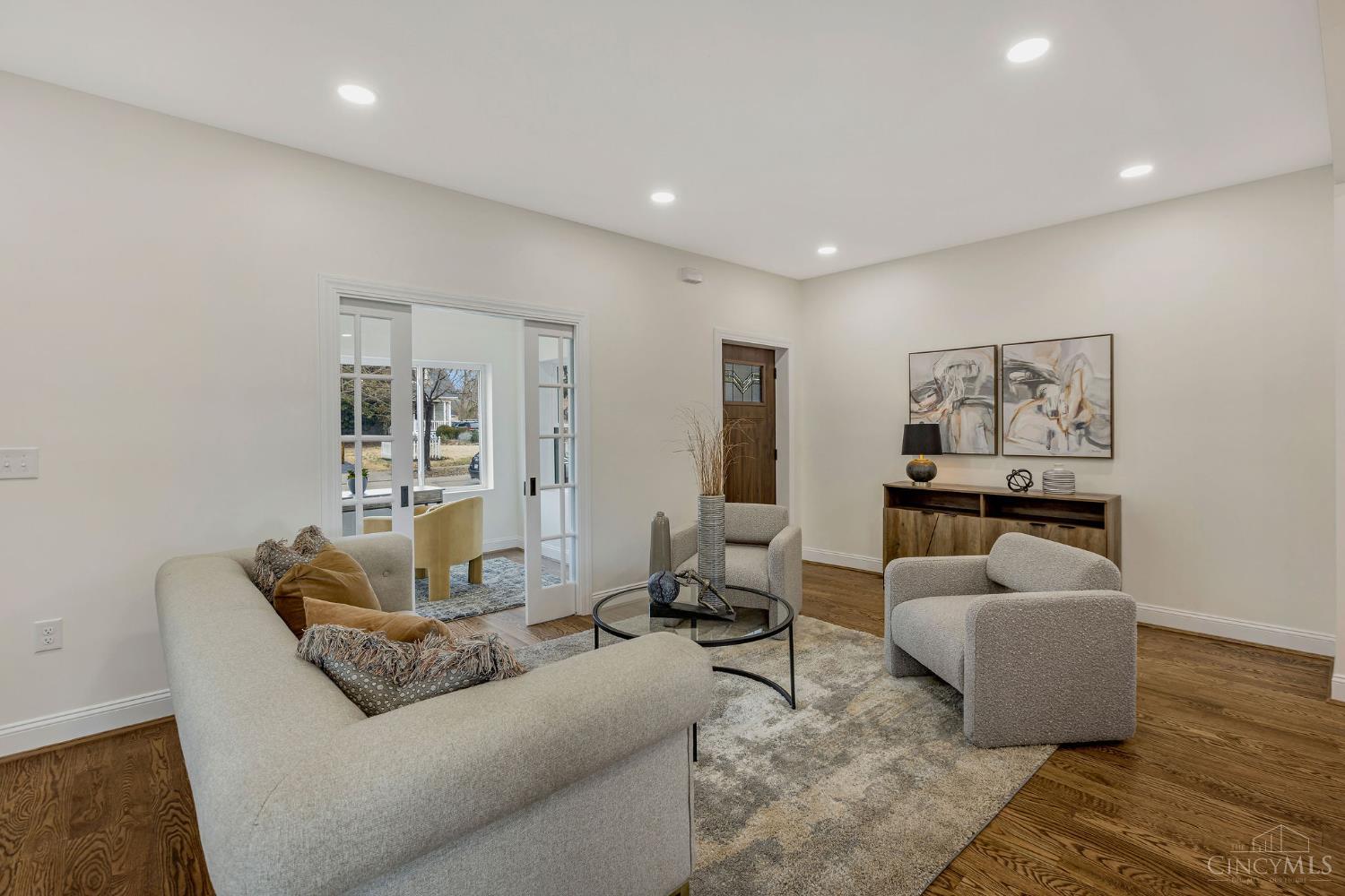 25 Euclid Avenue