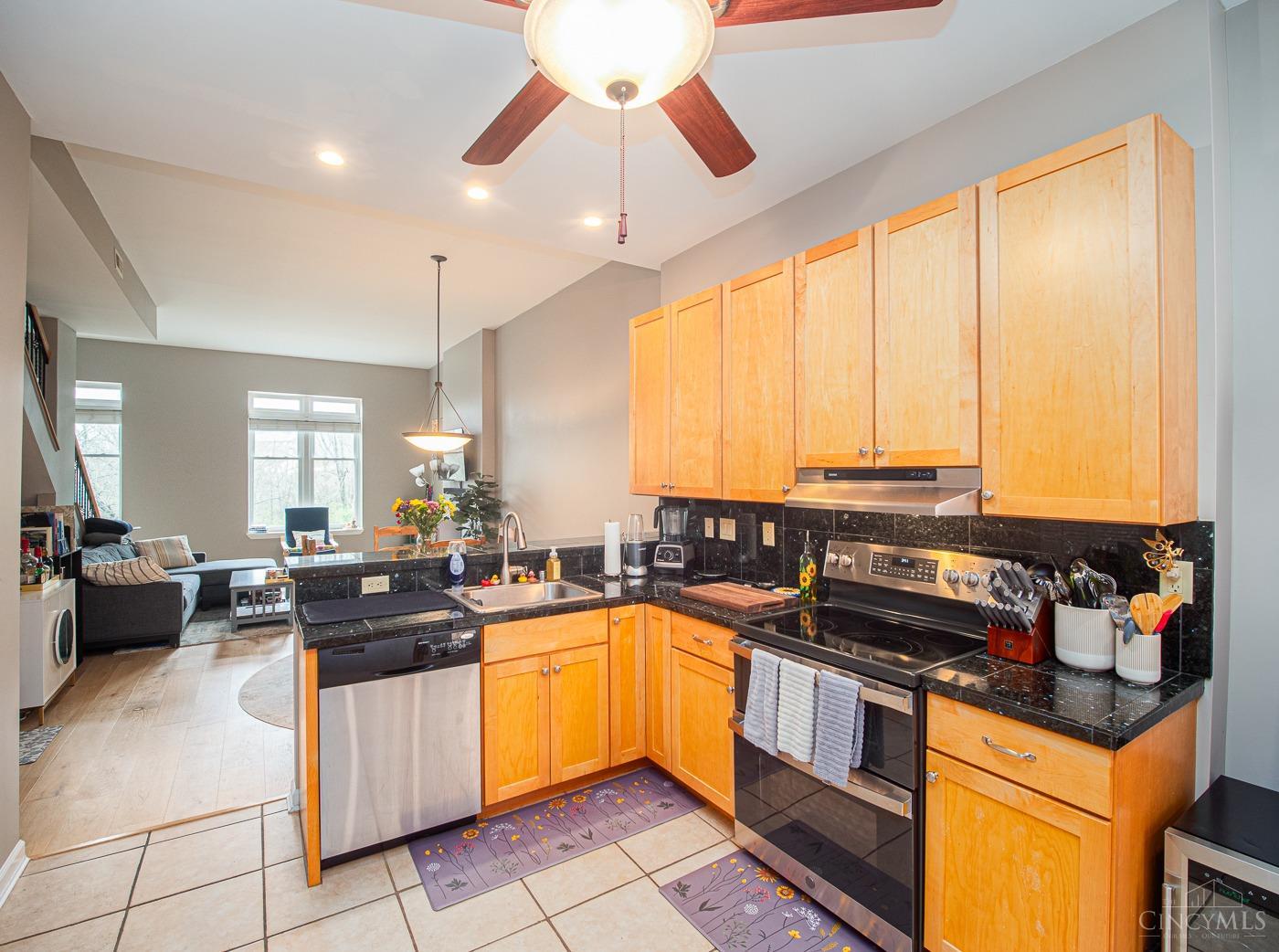 2100 Sinton Avenue #15, Cincinnati, Ohio image 5