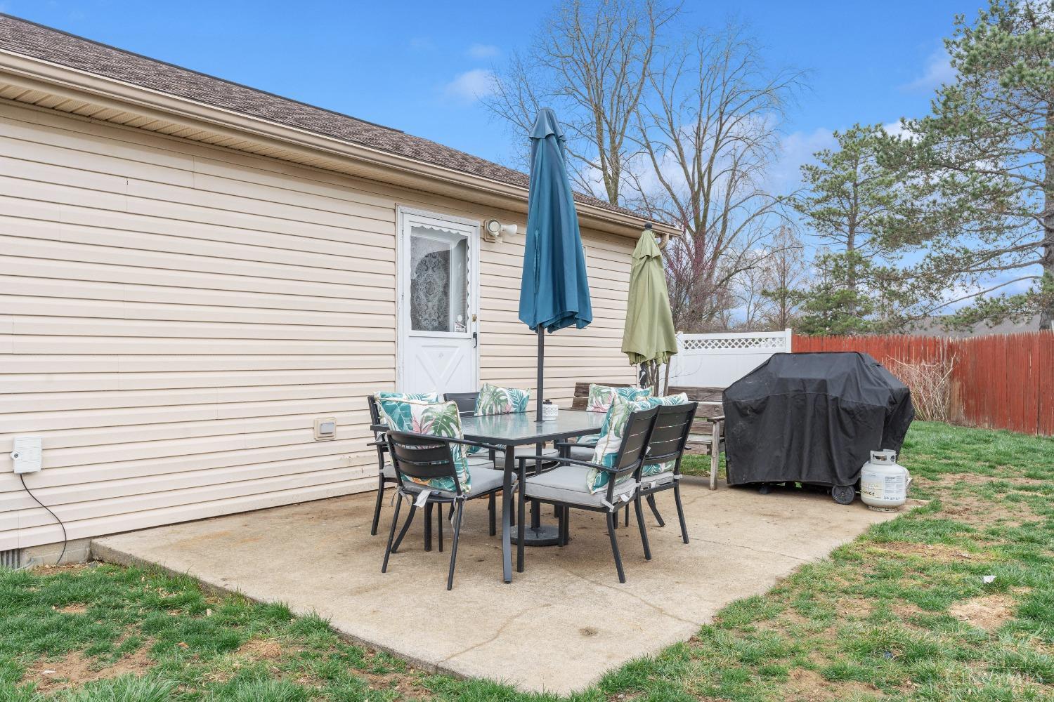 1268 Southridge Avenue, Wilmington, Ohio image 3