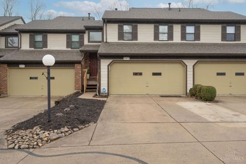 Condo For Sale - 287 Bedford Glen Lane<br/> Springdale, OH 45246