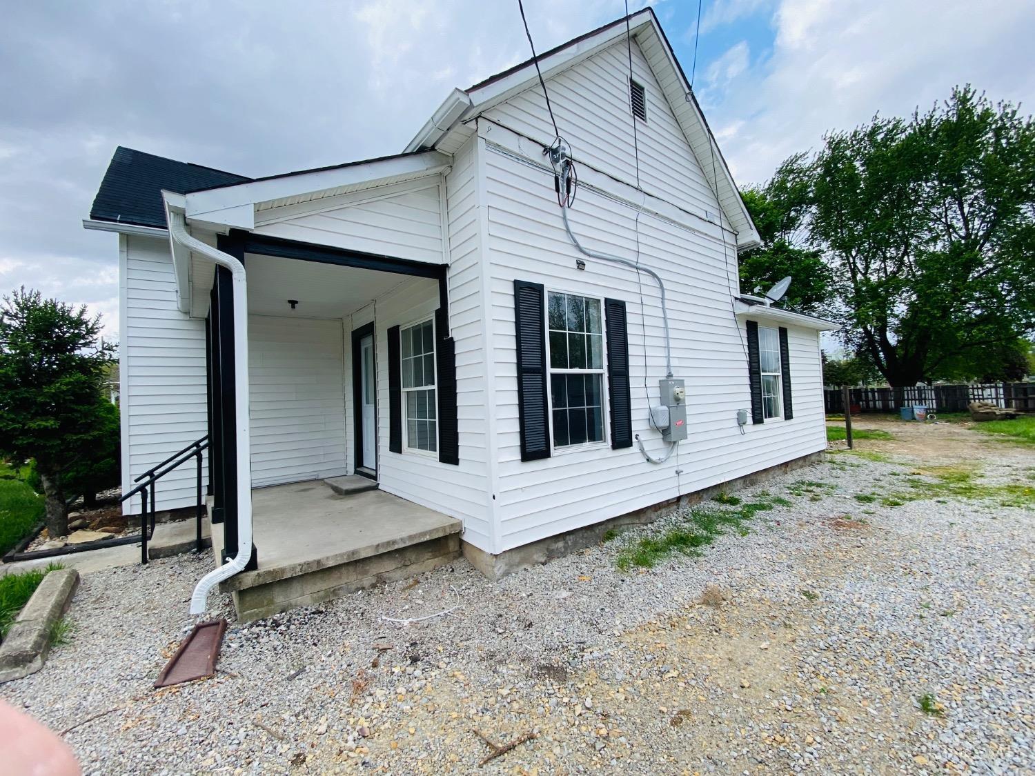323 W Mound Street, Sabina, Ohio image 3
