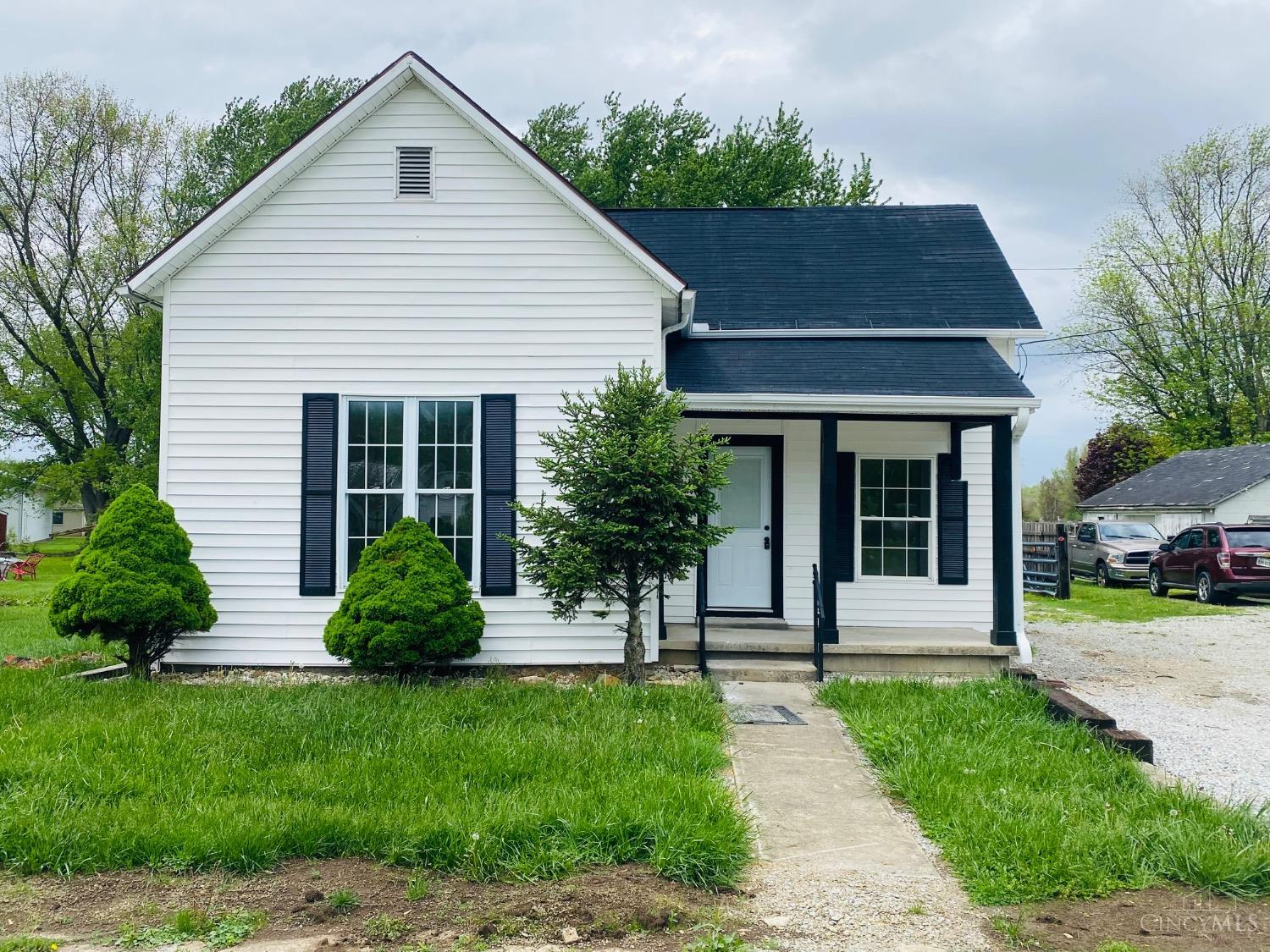 323 W Mound Street, Sabina, Ohio image 2