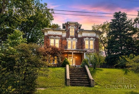 Photo of 325 Cherry Street, Washington Court Hous, OH 43160 (MLS # 1890850)
