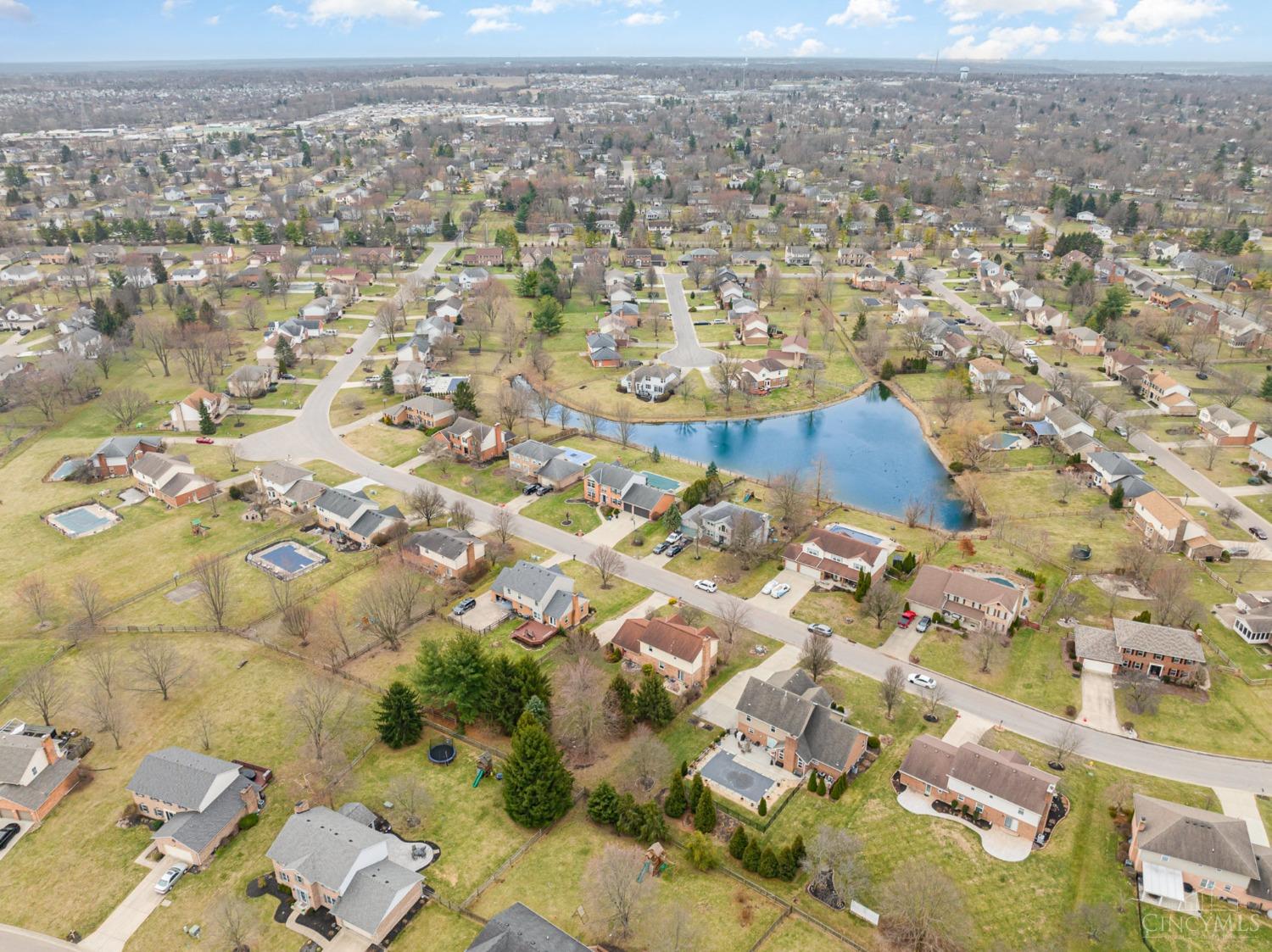 8116 Wells Crossing Xing, West Chester, Ohio image 4