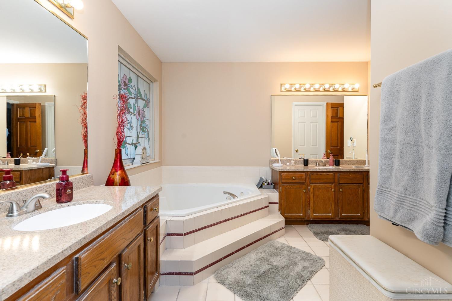8116 Wells Crossing Xing, West Chester, Ohio image 26