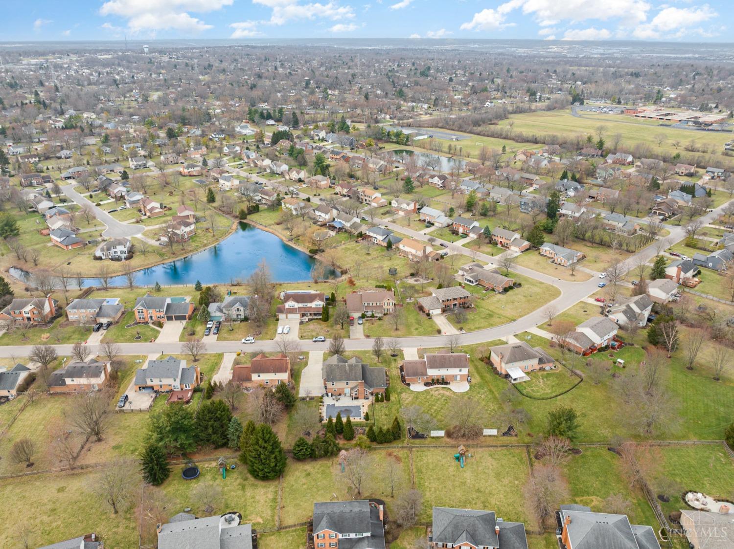 8116 Wells Crossing Xing, West Chester, Ohio image 3