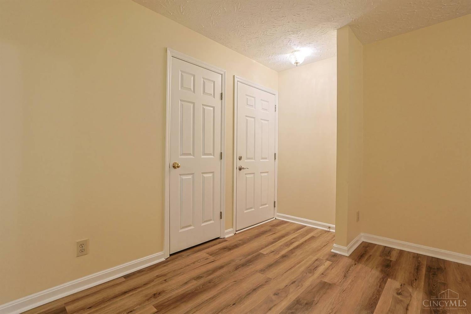 10516 West Road 26