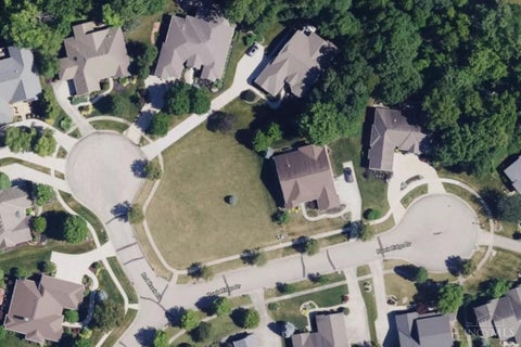 Photo of 0 Red Hawk Court, Hamilton Township, OH 45039 (MLS # 1898051)