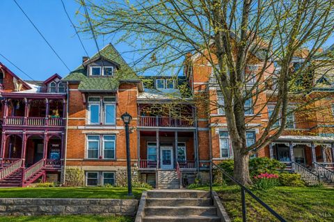 Condo For Rent - 2118 St James Avenue<br/> Cincinnati, OH 45206
