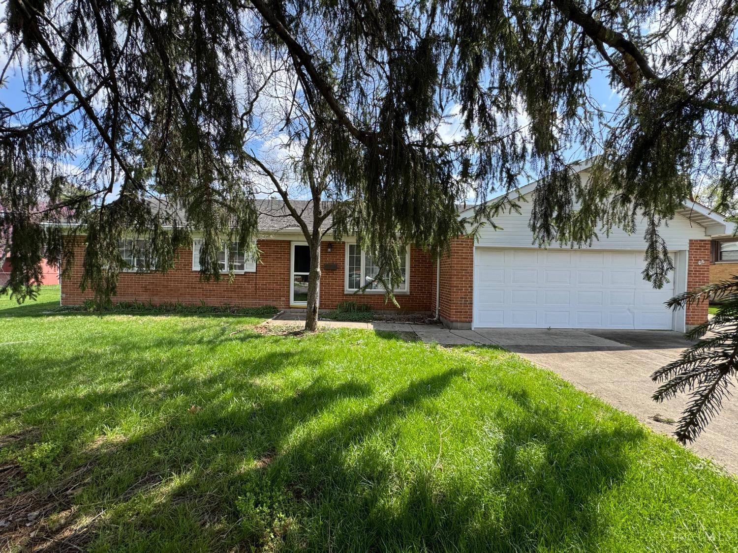 3190 Vernell Drive, West Carrollton, Ohio image 4