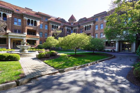 Photo of 2356 Park Avenue #27, Cincinnati, OH 45206 (MLS # 1863199)