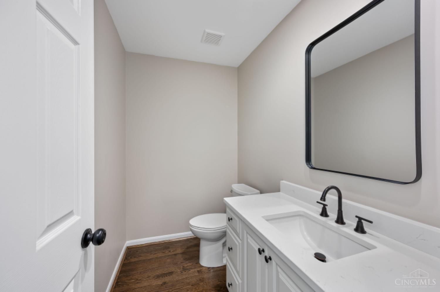 2326 N Heather Hill Boulevard, Anderson Twp, Ohio image 32