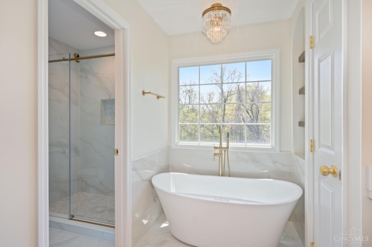 2326 N Heather Hill Boulevard, Anderson Twp, Ohio image 38
