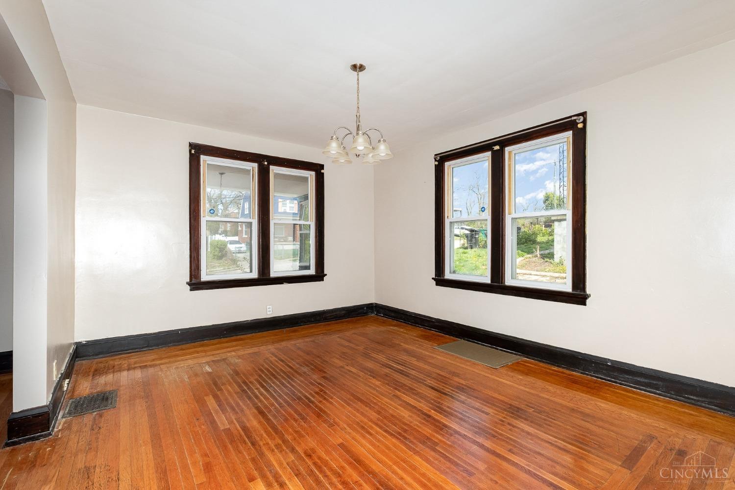 3508 Bevis Avenue, Cincinnati, Ohio image 4