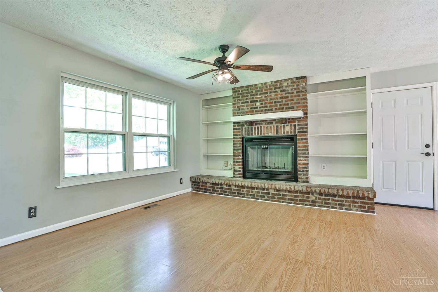 6054 Ricky Drive, Fairfield, Ohio image 8