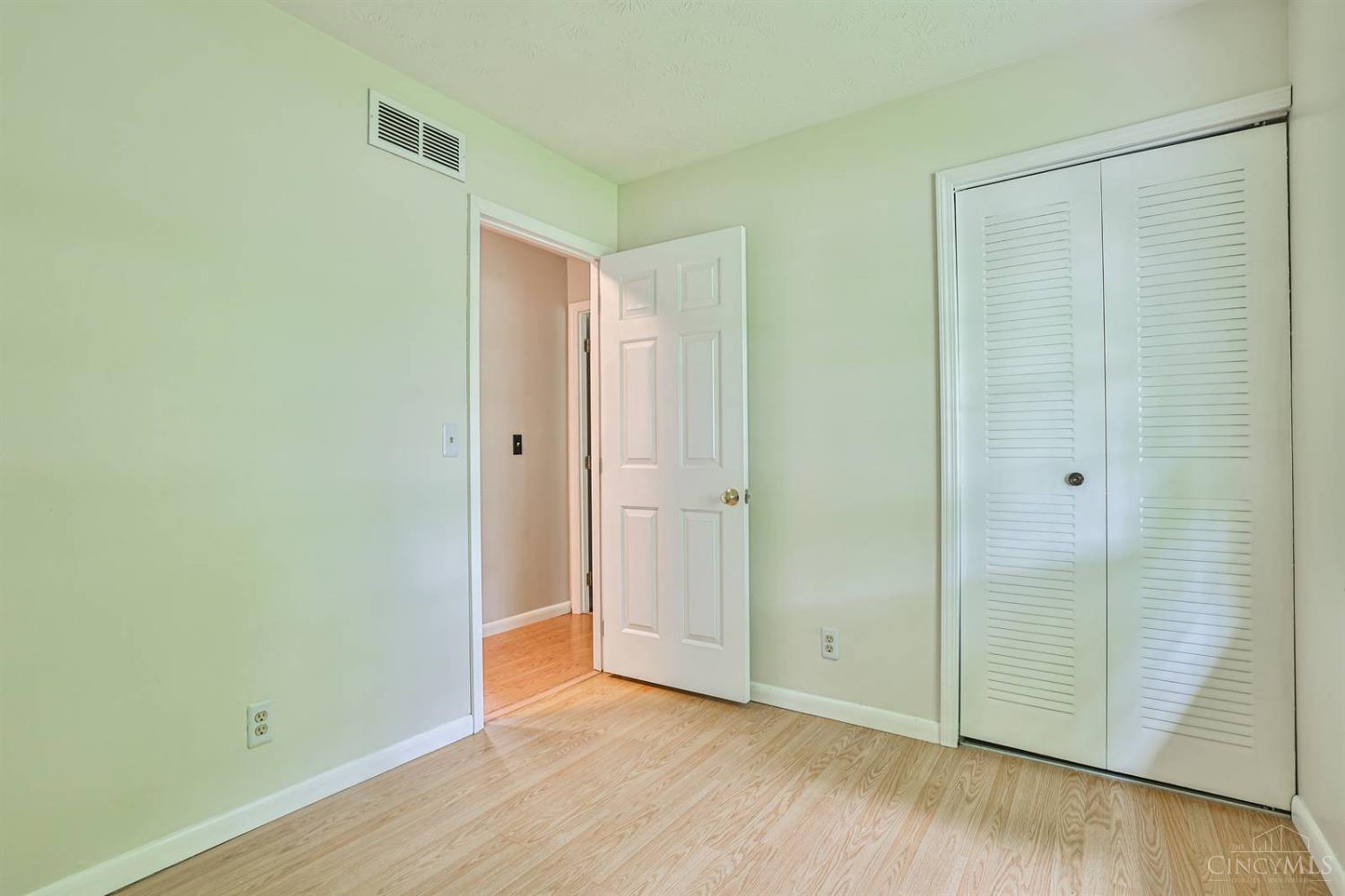 6054 Ricky Drive, Fairfield, Ohio image 23