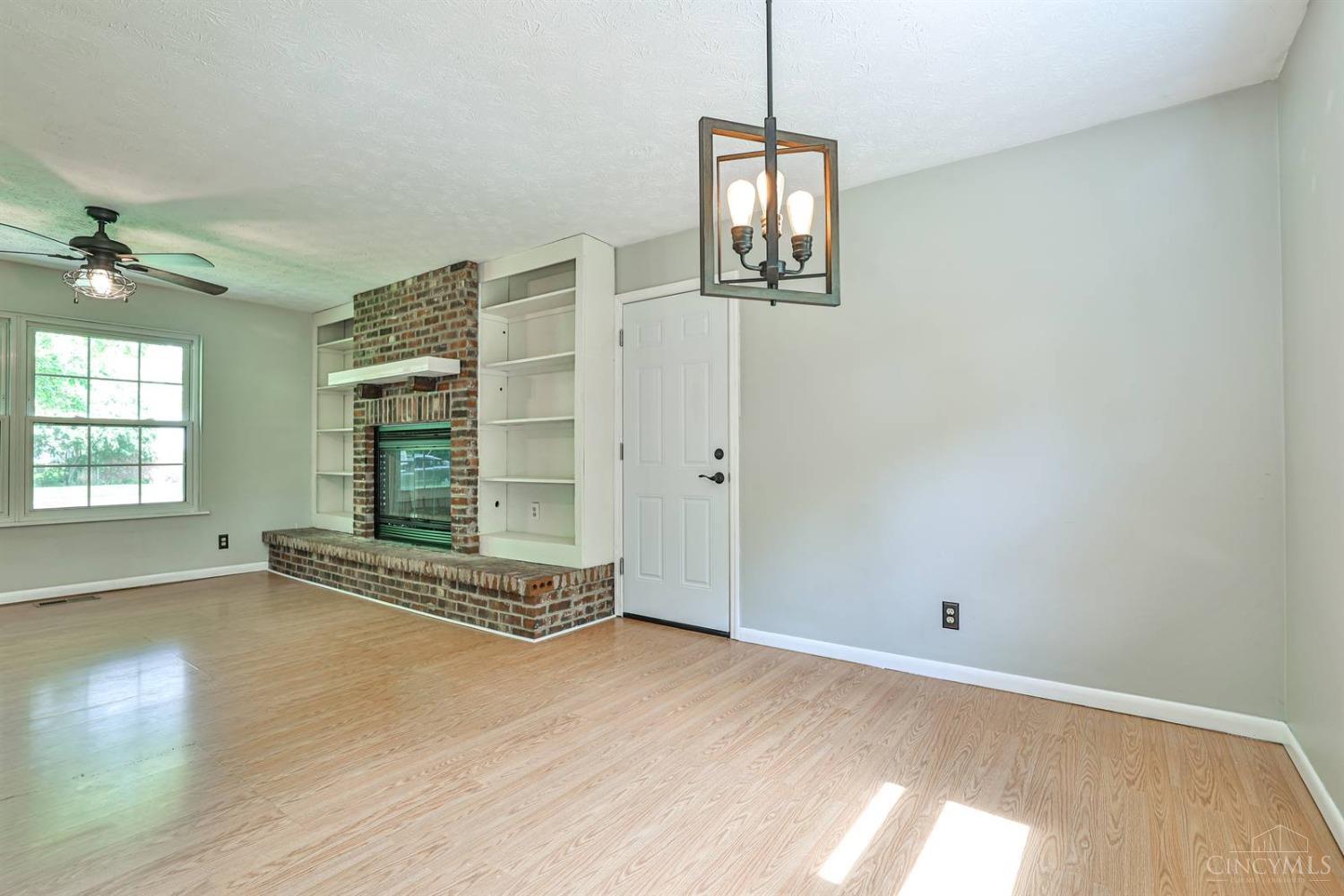 6054 Ricky Drive, Fairfield, Ohio image 11