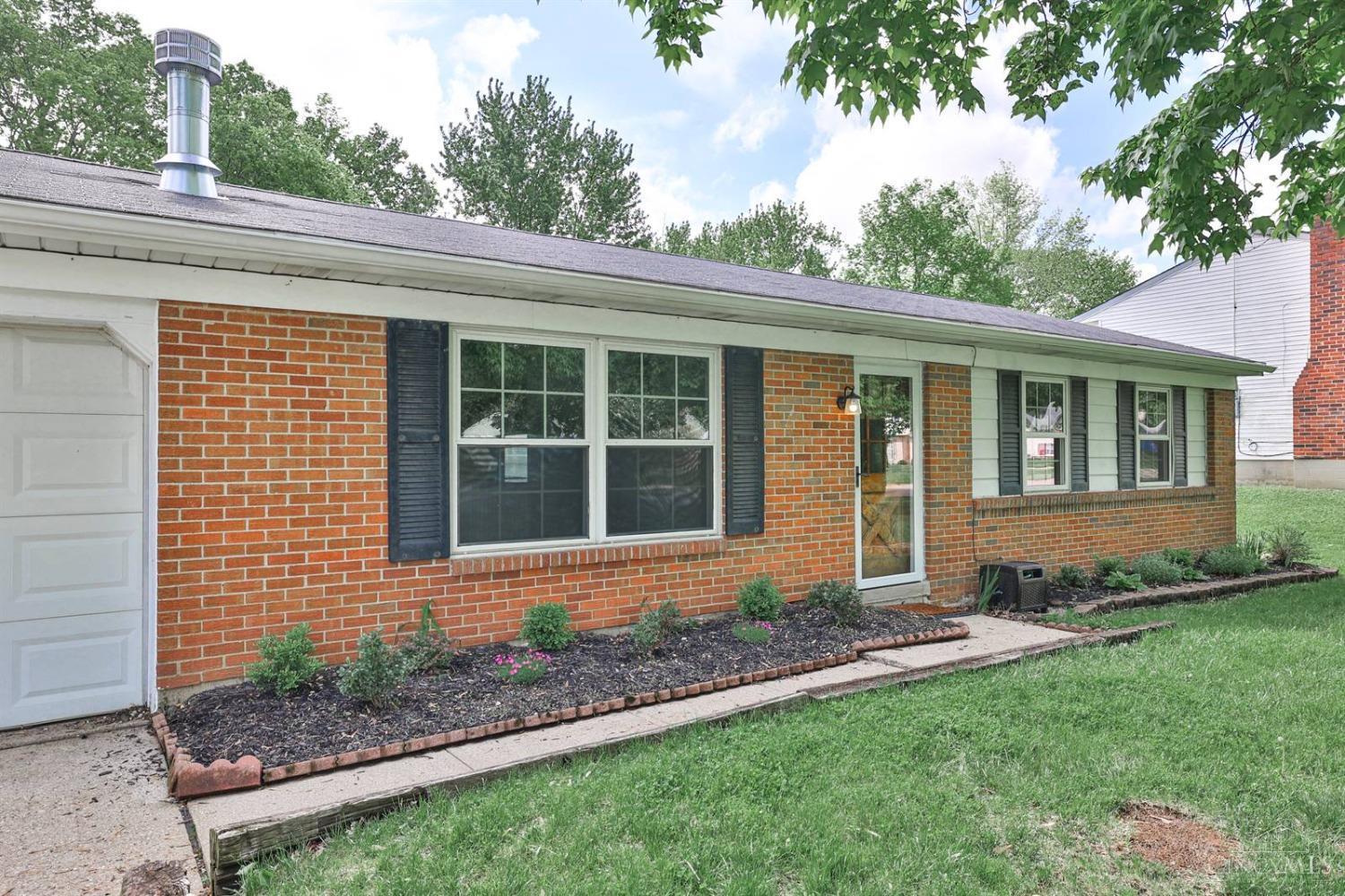 6054 Ricky Drive, Fairfield, Ohio image 3