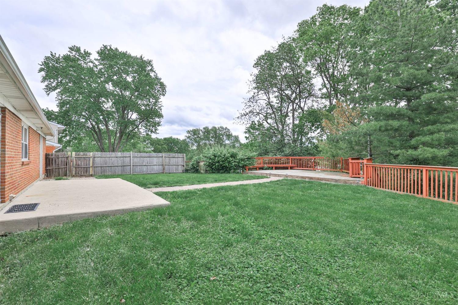 6054 Ricky Drive, Fairfield, Ohio image 7