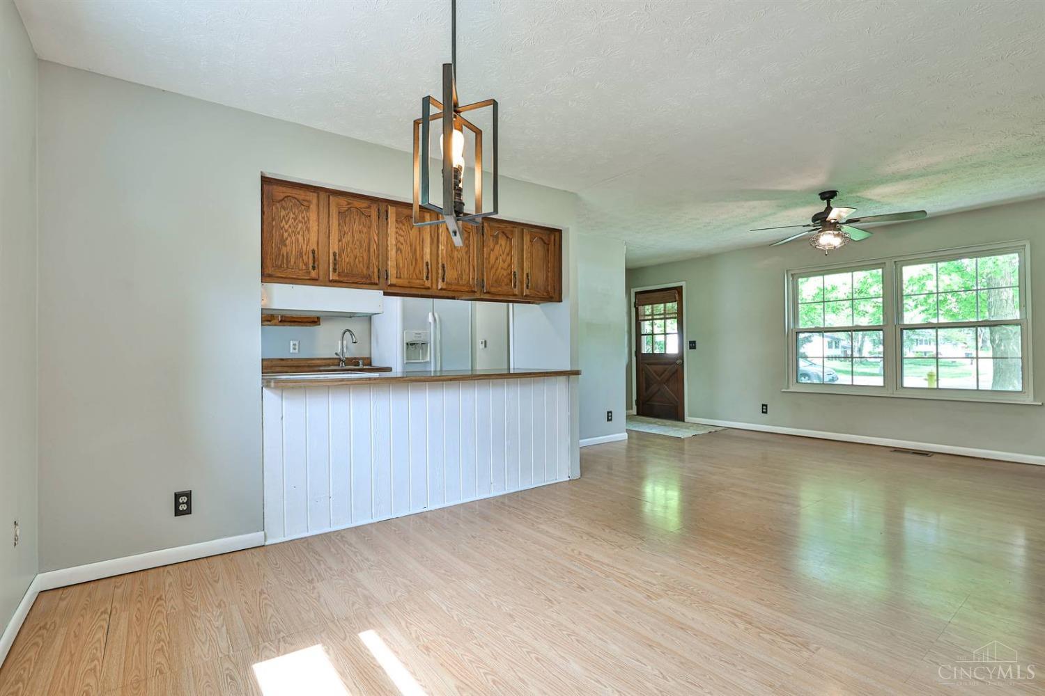 6054 Ricky Drive, Fairfield, Ohio image 10