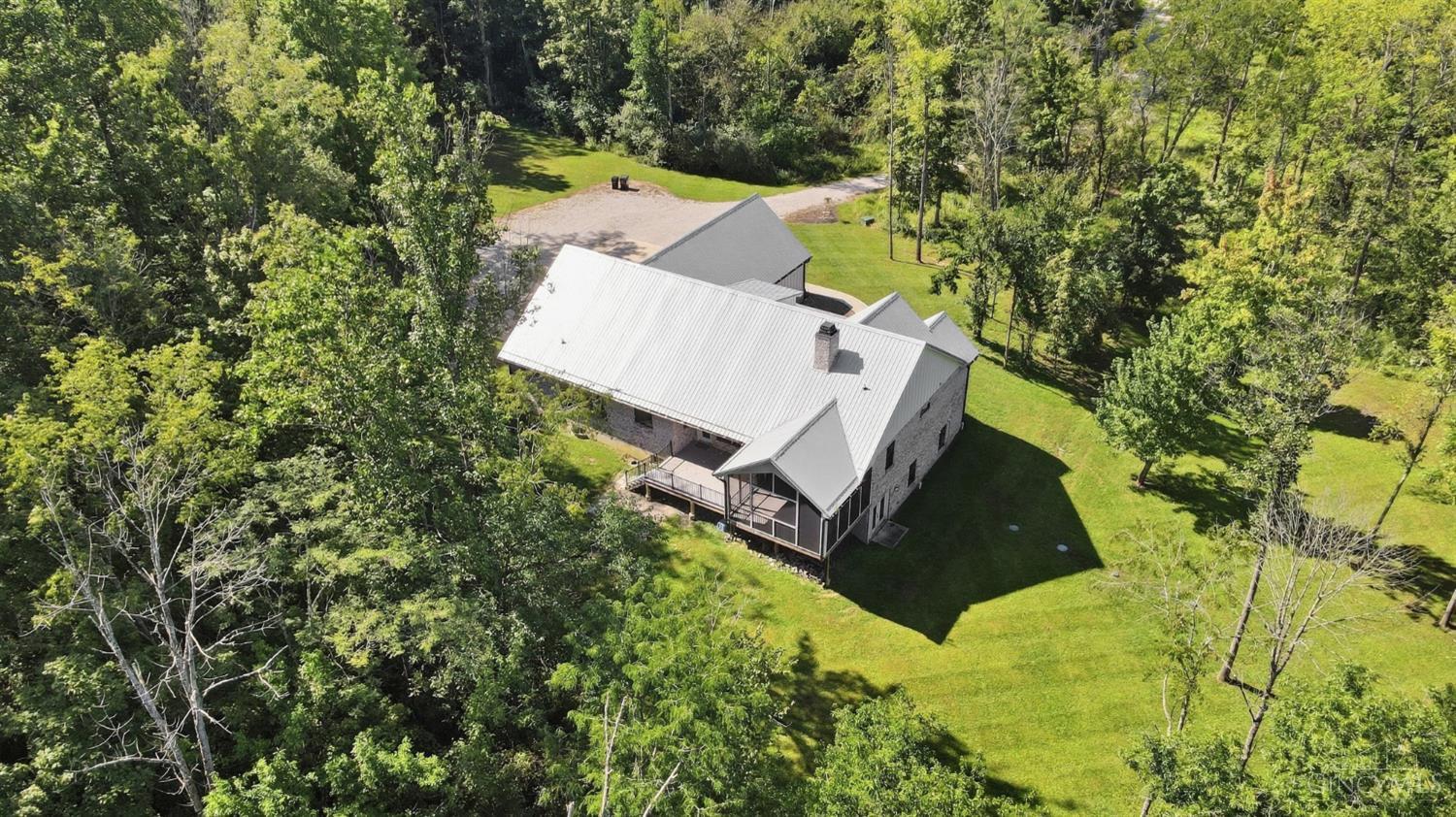 210 Blue Jay Way
